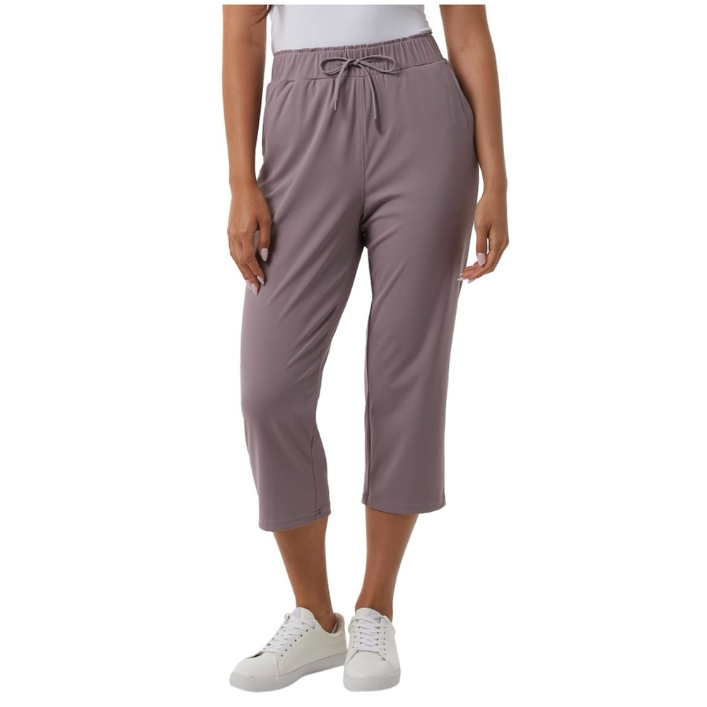 NEW 32 Degrees women nylon lux capri, drawstring and elastic waistband. Size L